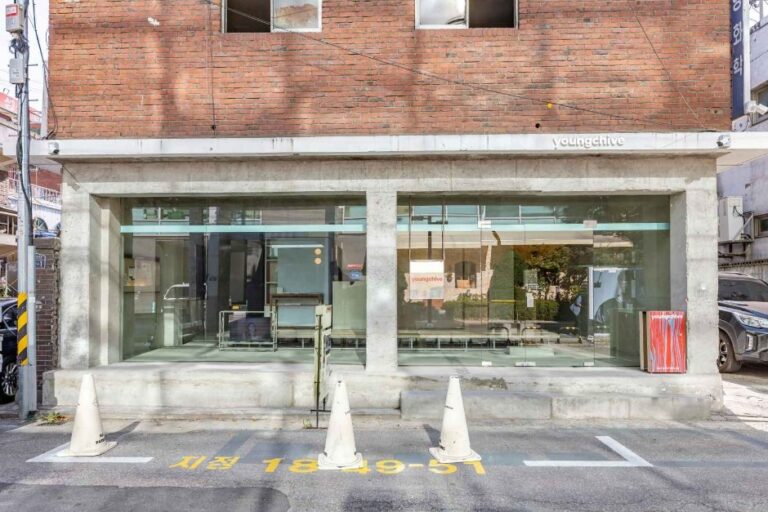 [Seoul] Youngchive Seongsu (영카이브 성수점)