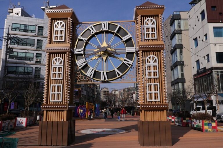 [Seoul] Hapjeong-dong Café Street (합정동 카페거리)