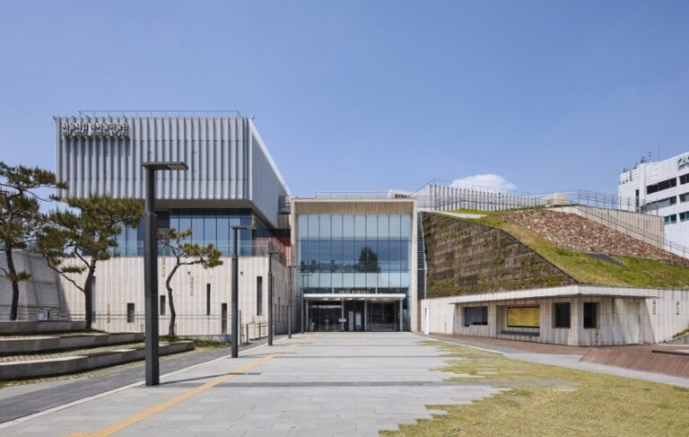 [Seoul] Seoul Museum of Art (SeMA) (서울시립 북서울미술관)