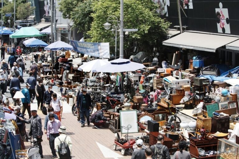 [Seoul] Seoul Folk Flea Market (서울 풍물시장)