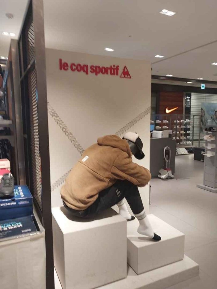 [Seoul] Le Coq Sportif [Tax Refund Shop] (르꼬끄)