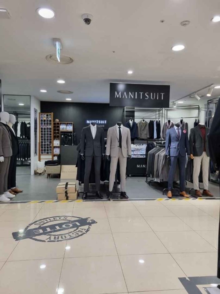 [Seoul] Manitsuit – Lotte Factory Gasan Branch [Tax Refund Shop] (맨잇슈트 롯데팩토리 가산)
