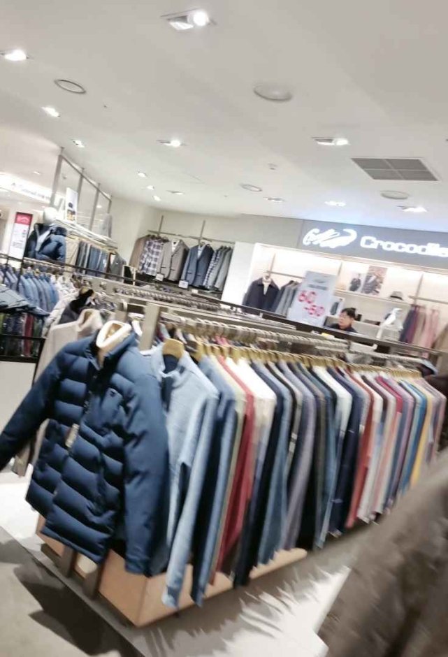 [Seoul] Crocodile – NC Singuro Branch [Tax Refund Shop] (크로커다일 nc신구로)