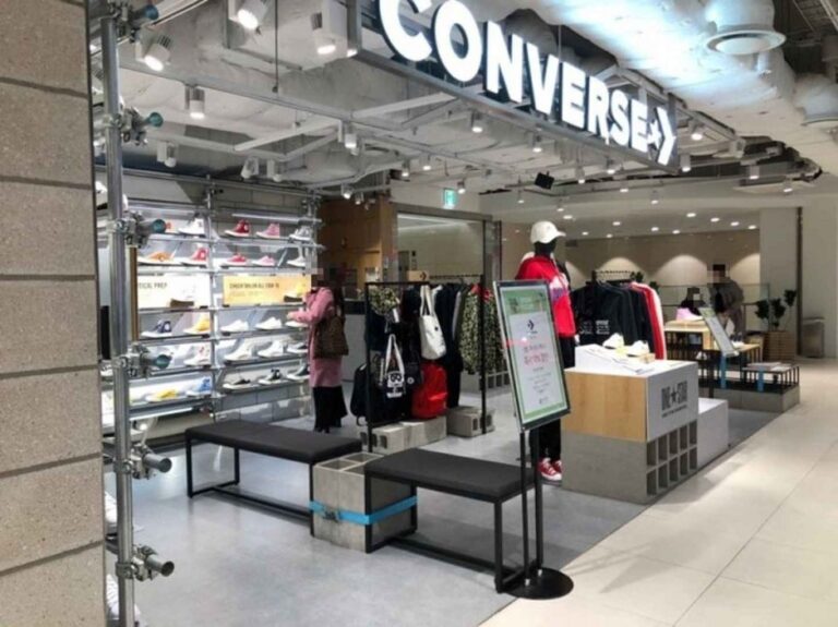 [Seoul] Converse – Hongdae Branch [Tax Refund Shop] (컨버스 홍대점)