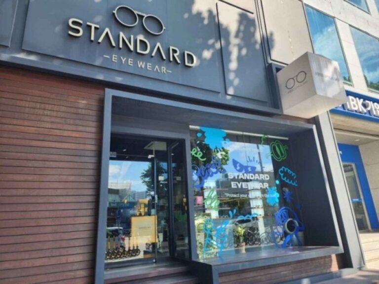 [Seoul] Standard Eyewear [Tax Refund Shop] (스탠다드안경원)