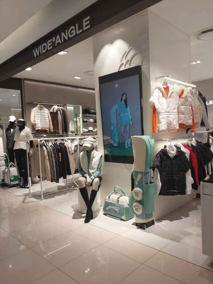 [Seoul] Wide Angle [Tax Refund Shop] (와이드앵글)