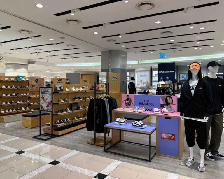 [Seoul] Vans [Tax Refund Shop] (반스)