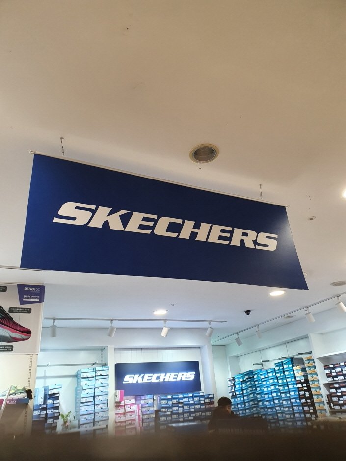 [Seoul] Skechers – Lotte Factory Gasan Branch [Tax Refund Shop] (스케쳐스 롯데팩토리 가산)