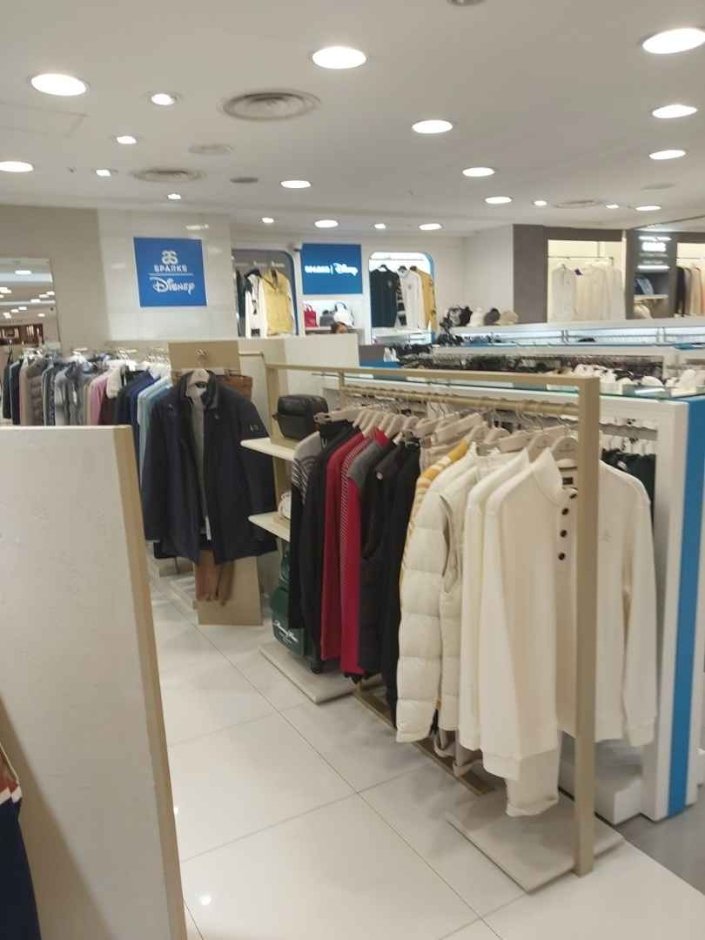 [Seoul] Disney Golf [Tax Refund Shop] (디즈니골프)