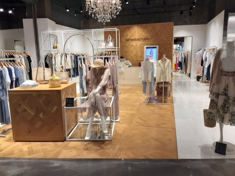 [Seoul] Vanessabruno – World Tower Branch [Tax Refund Shop] (바네사부르노 월드타워점)