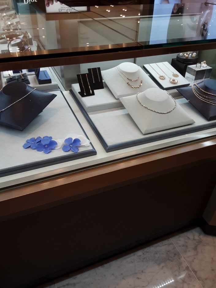 [Seoul] Golden Dew – Hyundai D-CUBE City Branch [Tax Refund Shop] (골든듀 디큐브시티)