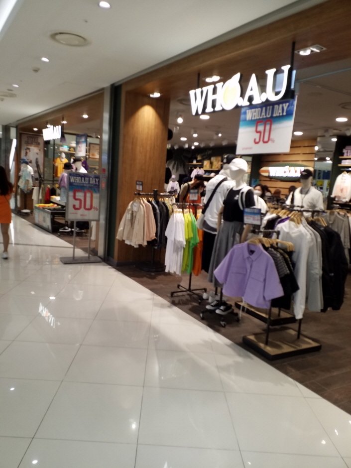 [Seoul] EW WHO.A.U – TIMES SQUARE Branch [Tax Refund Shop] (EW 후아유 타임스퀘어)