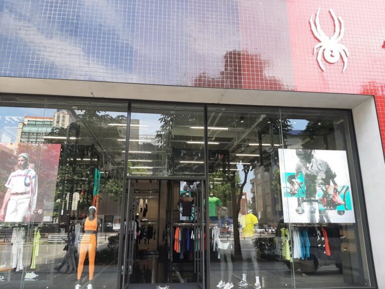 [Seoul] Spyder – Gangnam Nonhyeon Branch [Tax Refund Shop] (스파이더 강남논현)