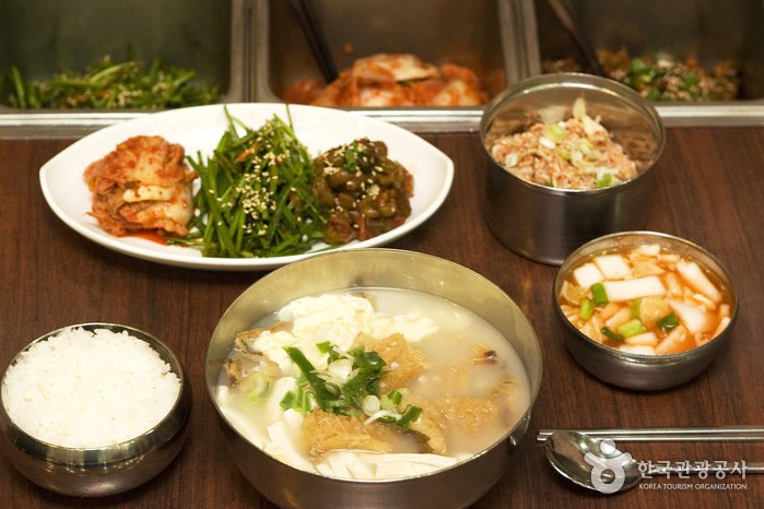 [Seoul] Bugeogukjip (북어국집)