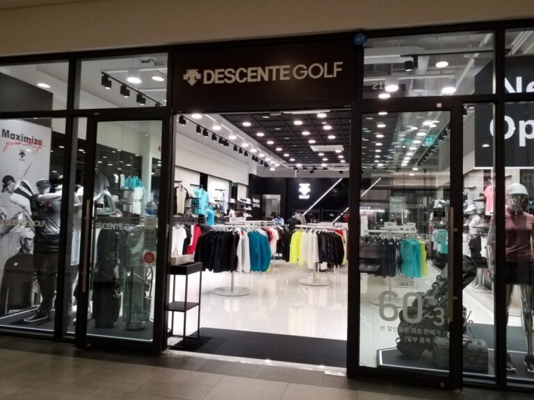 [Incheon] Descente [Tax Refund Shop] (데상트)