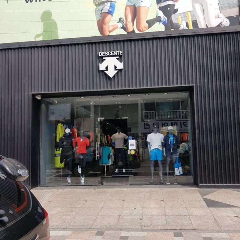 [Incheon] Descente – Incheon Guwol Branch [Tax Refund Shop] (데상트 인천구월)