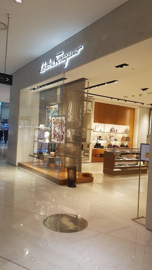[Daejeon] Ferragamo – Galleria Timeworld Branch [Tax Refund Shop] (페레가모 갤러리아 타임월드점)
