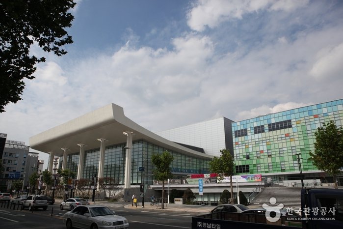 [Daegu] Daegu Concert House (Formerly Daegu Citizens’ Hall) (대구콘서트하우스 (구.대구시민회관))