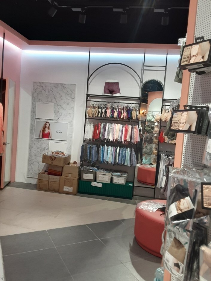 [Daegu] Vivien – Esiapolis Branch [Tax Refund Shop] (비비안 이시아폴리스)