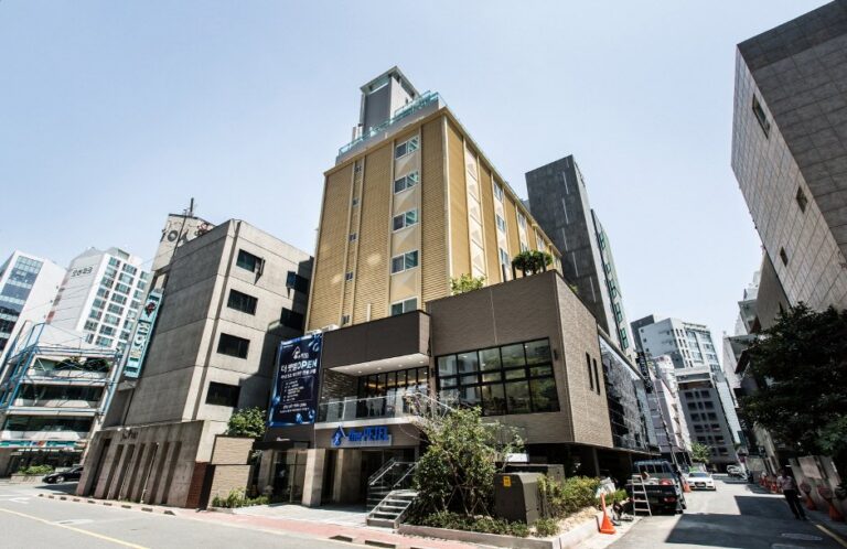 [Busan] The Petel Premium Suite (더펫텔프리미엄스위트)