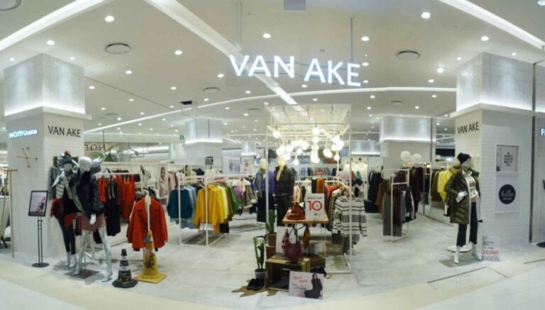 [Busan] Van Ake – Starfield City Myongji Branch [Tax Refund Shop] (반에이크 스타필드시티명지점)