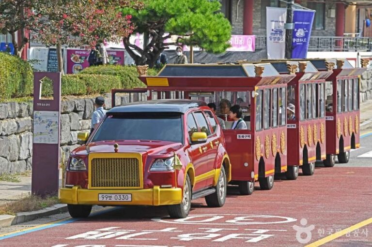 [Gyeonggi-do] Hwaseong Fortress Tourist Trolley (화성어차)