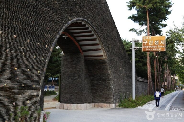 [Gyeonggi-do] Gusan Martyrs’ Shrine (구산성지)