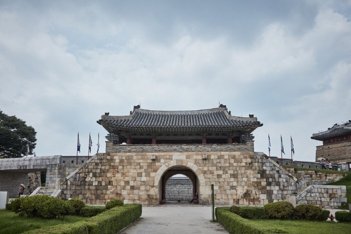 [Gyeonggi-do] Hwaseomun Gate (화서문)