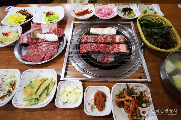 [Gyeonggi-do] Pocheon Idong Galbi Village (포천 이동갈비마을)