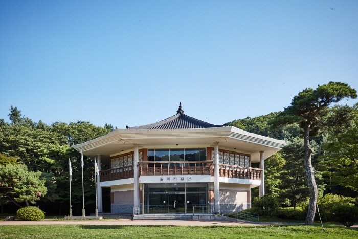 [Gyeonggi-do] Paju Historical Site Related to Yi I (파주이이유적)