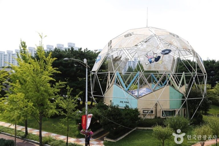 [Gyeonggi-do] First Suwon Outdoor Concert Hall (수원 제1야외음악당)