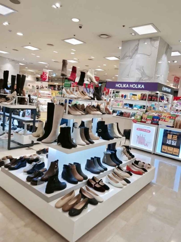 [Gyeonggi-do] Holika Holika – Newcore Pyeongchon Branch [Tax Refund Shop] (홀리카홀리카 뉴코아 평촌)