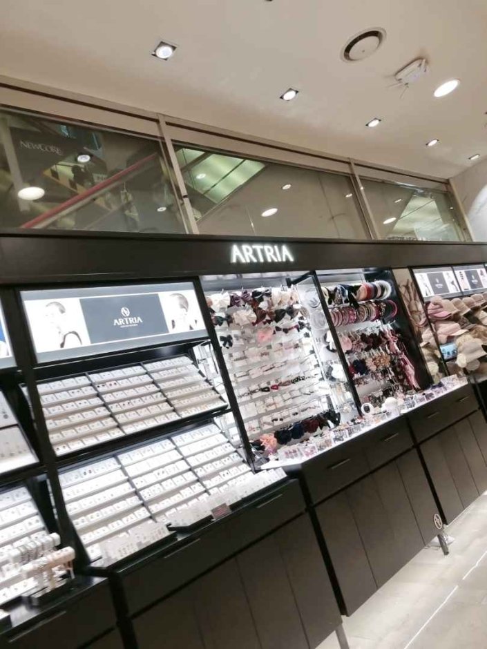 [Gyeonggi-do] Artria – Newcore Pyeongchon Branch [Tax Refund Shop] (아트리아 뉴코아 평촌)