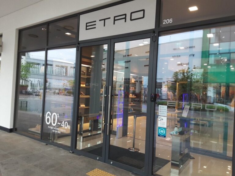 [Gyeonggi-do] Etro [Tax Refund Shop] (에트로)