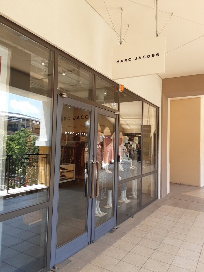 [Gyeonggi-do] Kolon Marc Jacobs – Shinsegae Paju Branch [Tax Refund Shop] (코오롱 마크제이콥스 신세계파주)