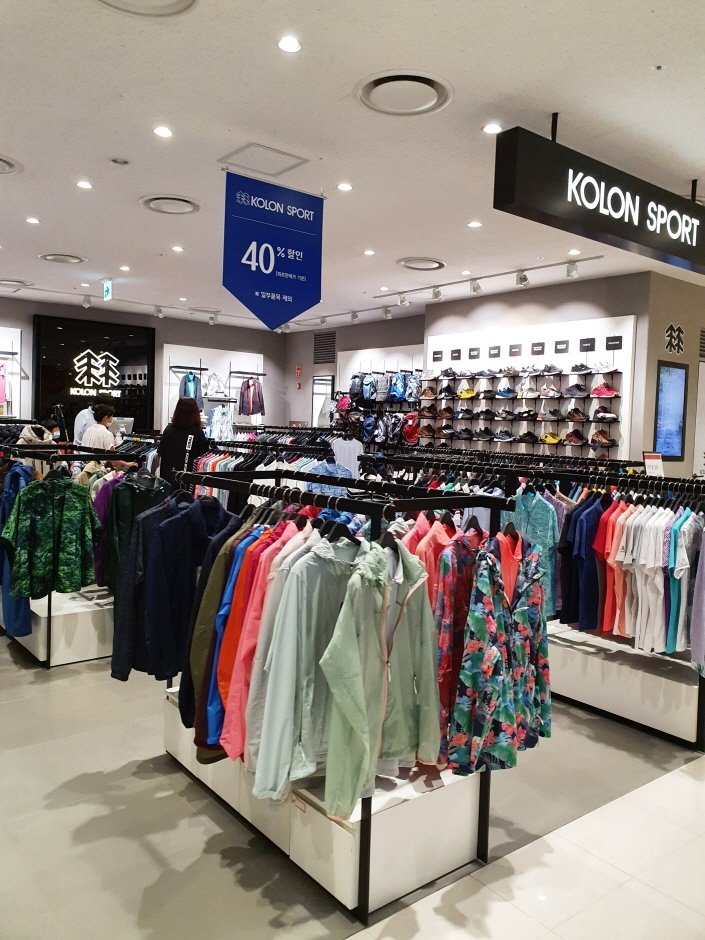 [Gyeonggi-do] Kolon Sport – Lotte Gwanggyo Branch [Tax Refund Shop] (코오롱 스포츠 롯데광교)
