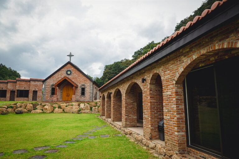 [Gangwon-do] Mogok Retreat Chapel (모곡 피정의 집)