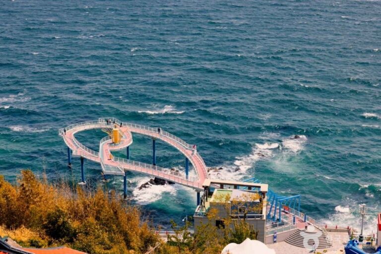 [Gangwon-do] Dojjaebigol Haerang Observatory (도째비골 해랑전망대)