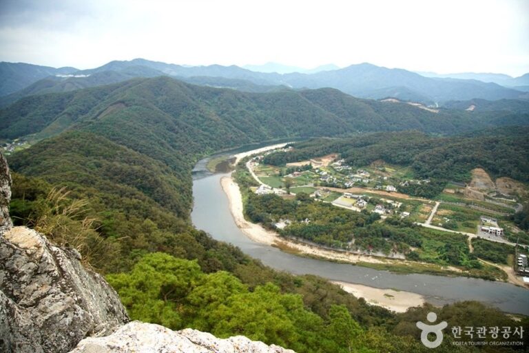 [Gangwon-do] Hongcheon Palbongsan Mountain (팔봉산(홍천))