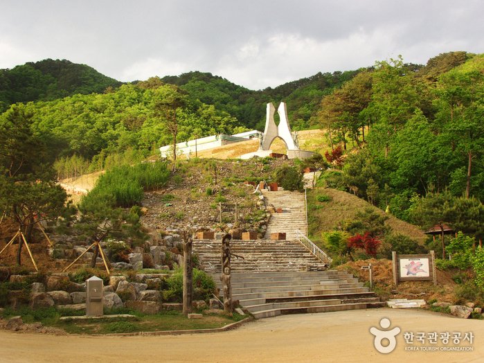 [Gangwon-do] Hwacheon Bimok Park (화천 비목공원)