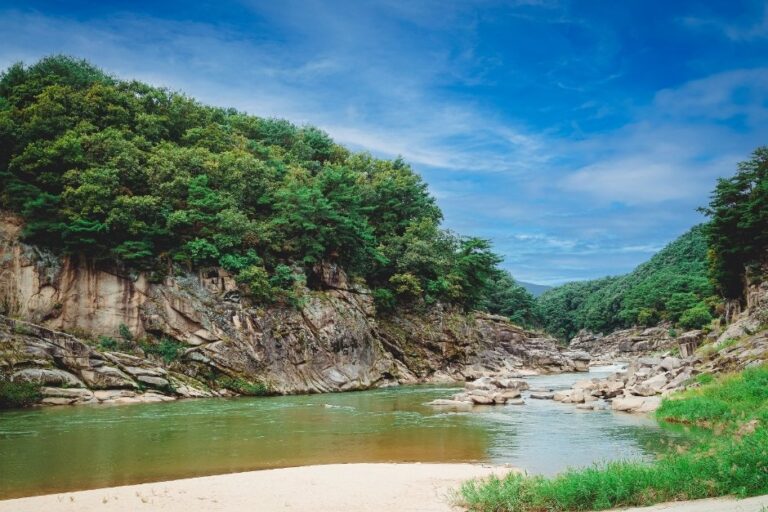 [Gangwon-do] Hantangang River Jusangjeolli-gil (철원 한탄강 주상절리길(잔도))