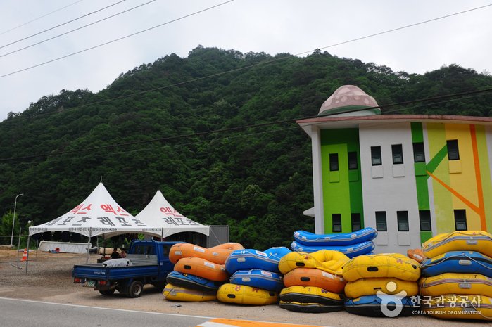 [Gangwon-do] Naerincheon Stream Rafting (내린천 래프팅)