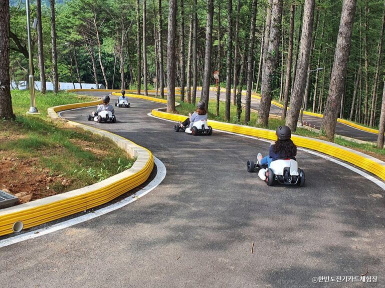 [Gangwon-do] Hanbando Electric Kart Experience Center (한반도 전기카트 체험장)