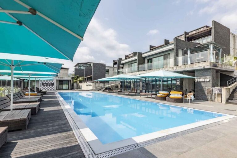 [Gangwon-do] Resort & Pension Pooreum (펜션푸름)