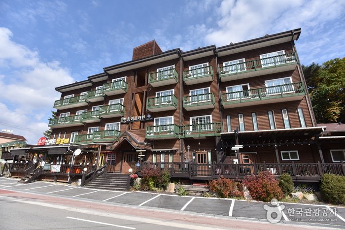 [Gangwon-do] WHITE CABIN (화이트캐빈)