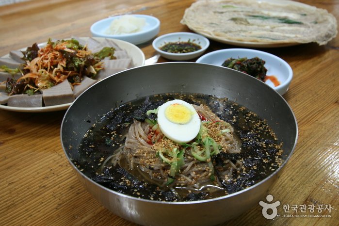 [Gangwon-do] Hyundai Buckwheat Noodles (현대막국수)