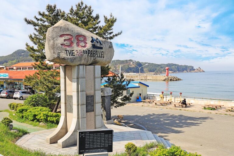 [Gangwon-do] 38th Parallel Rest Stop (38선휴게소)