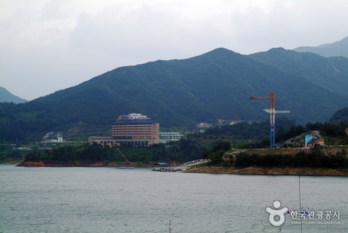 [Chungcheongbuk-do] Cheongpung Land (청풍랜드)