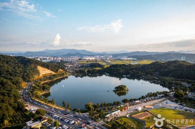 [Chungcheongbuk-do] Uirimji Reservoir (제천 의림지와 제림)