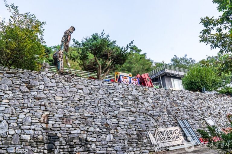 [Chungcheongbuk-do] Junk Art Gallery (5Factory) 정크아트갤러리(오대호 아트팩토리)